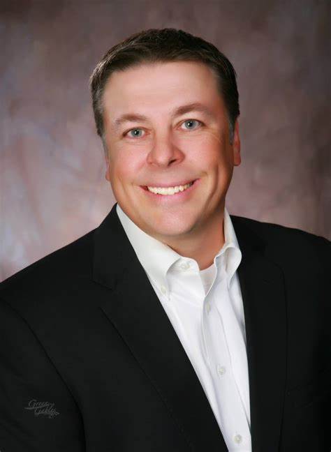 Ron Thomas - Top 1% Licensed Mortgage Loan Officer NMLS #184658 - 30+ Years Experience Serving Washington, Oregon, Arizona, Idaho, Montana, Nevada